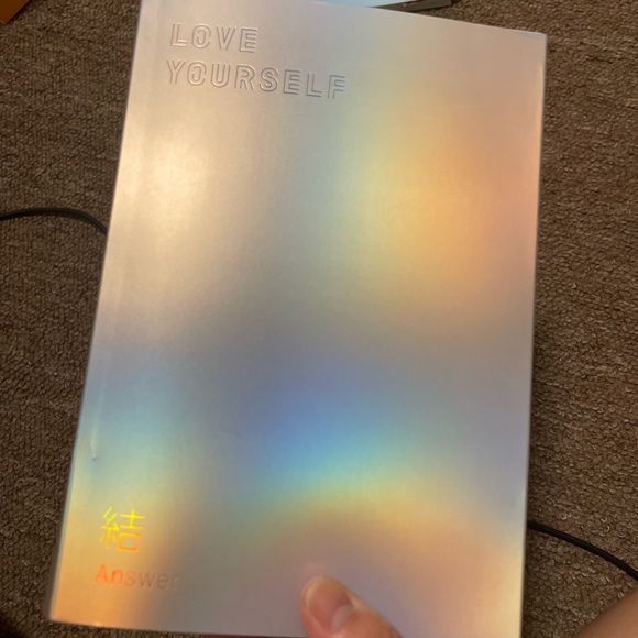 BTS Love yourself: Answer Album - Picture 1 of 4